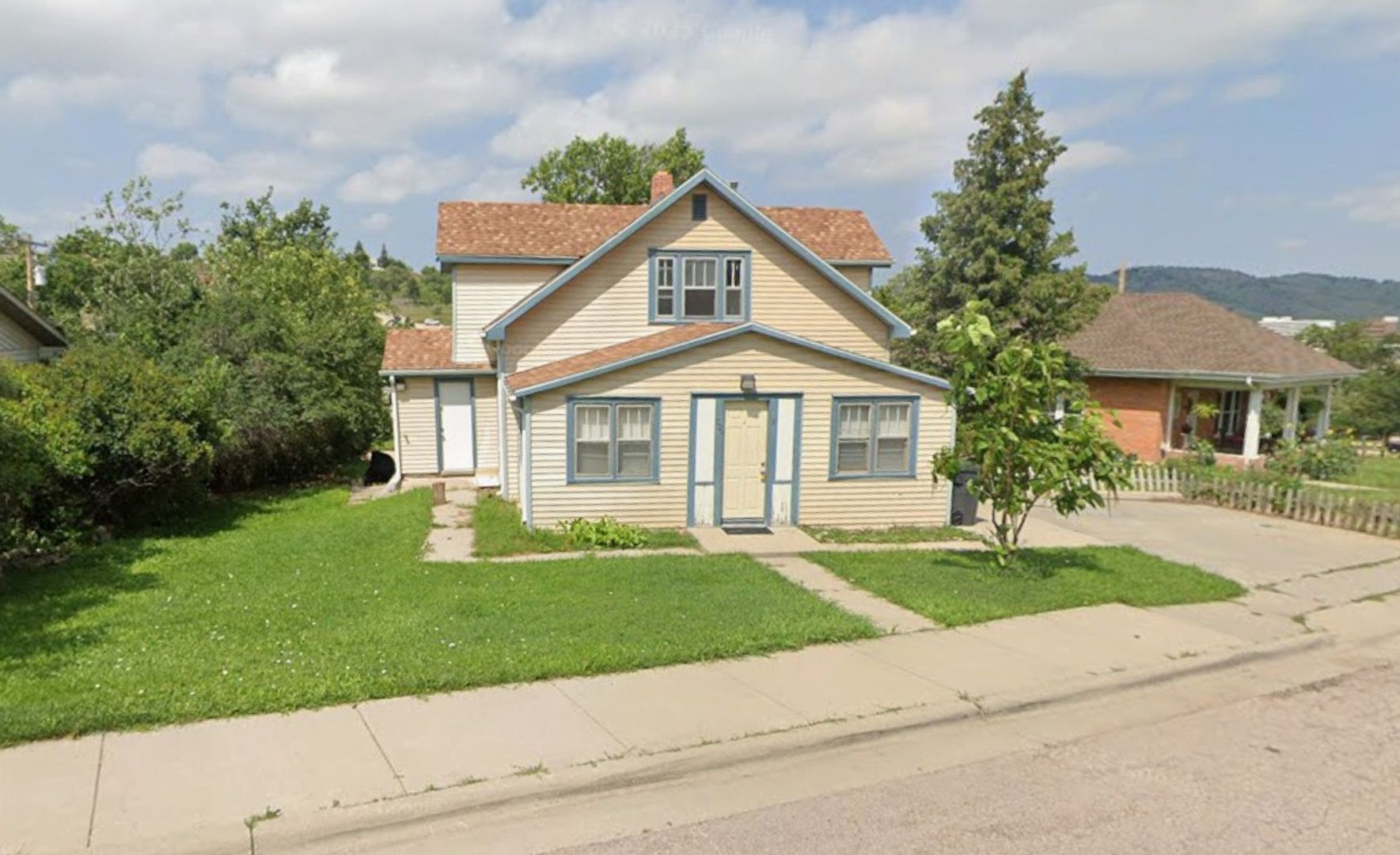 Rapid City Apartment: 1001 Silverleaf