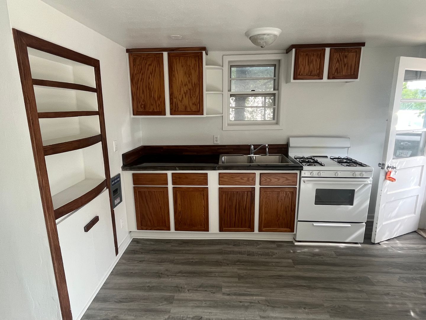 Rapid City Apartment: 1615 38th St