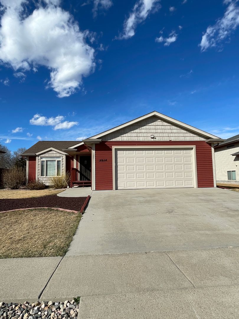 Rapid City House: 2914 Hoefer Ave