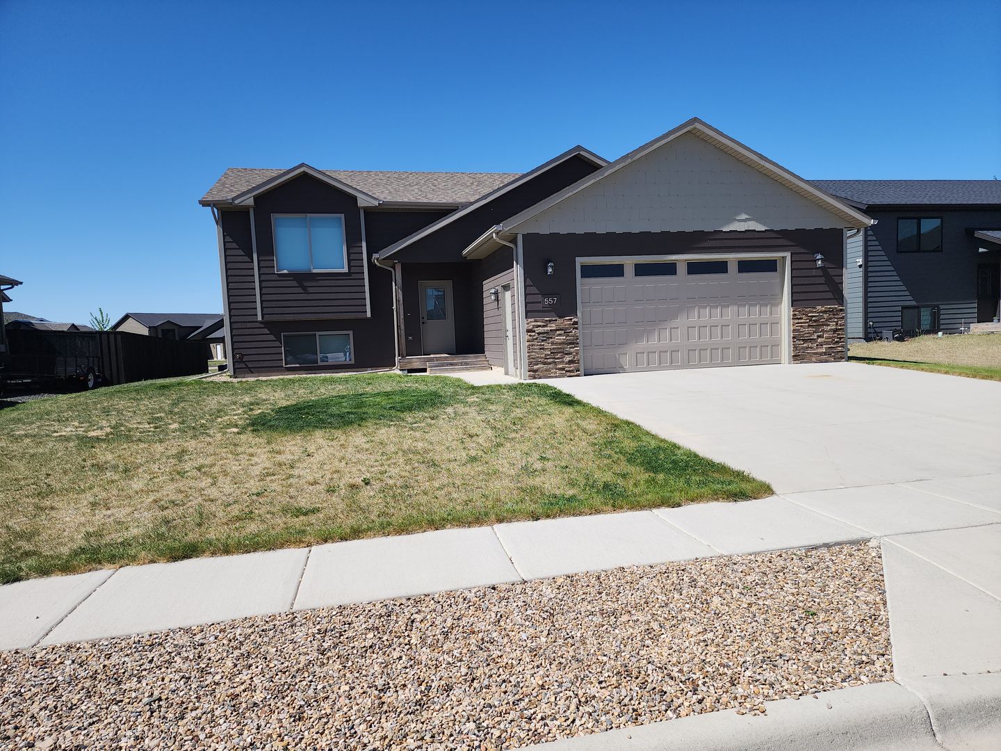 Box Elder House: 557 Mace Dr