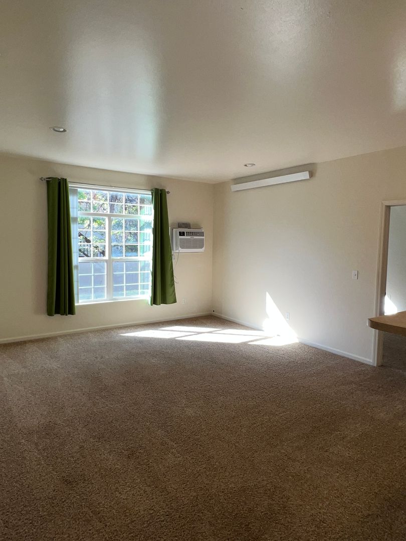 Rapid City Apartment: 1930 Monte Vista Dr