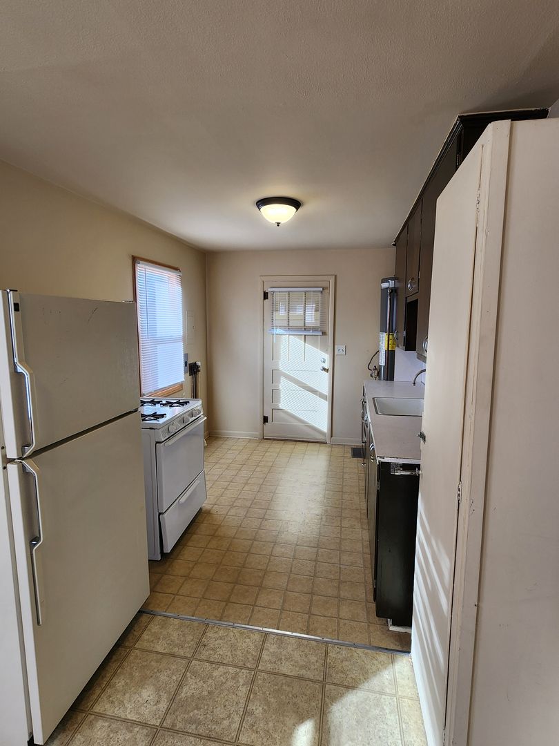 Rapid City House: 216 E Denver St