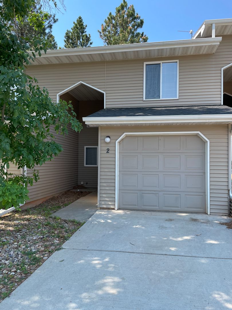 Rapid City Apartment: 1801 Red Dale Dr