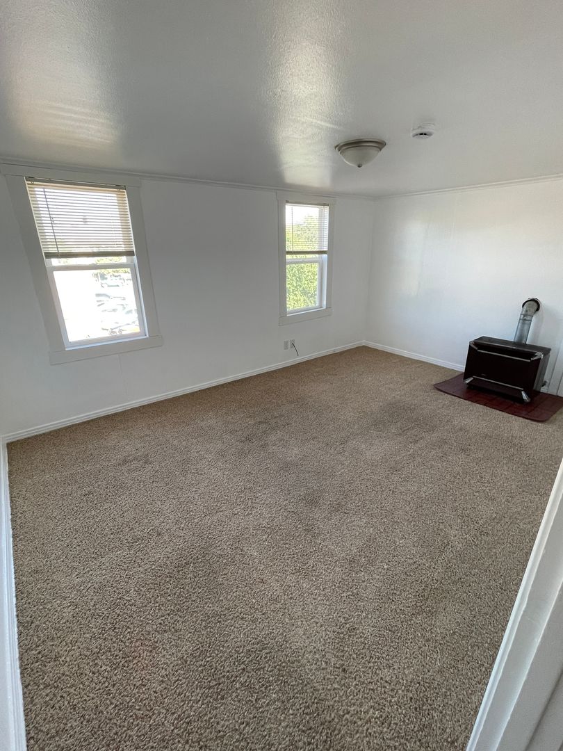 Rapid City Apartment: 422 Columbus St