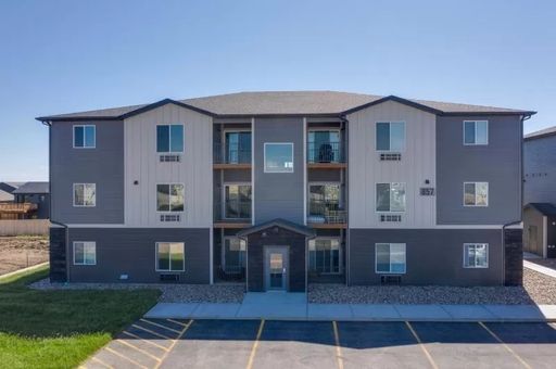 Studio apartment available close to Ellsworth AFB!!