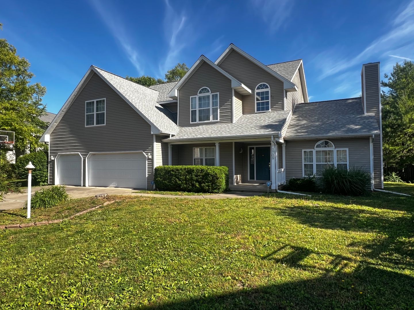 Champaign House: 2708 Bayhill Drive
