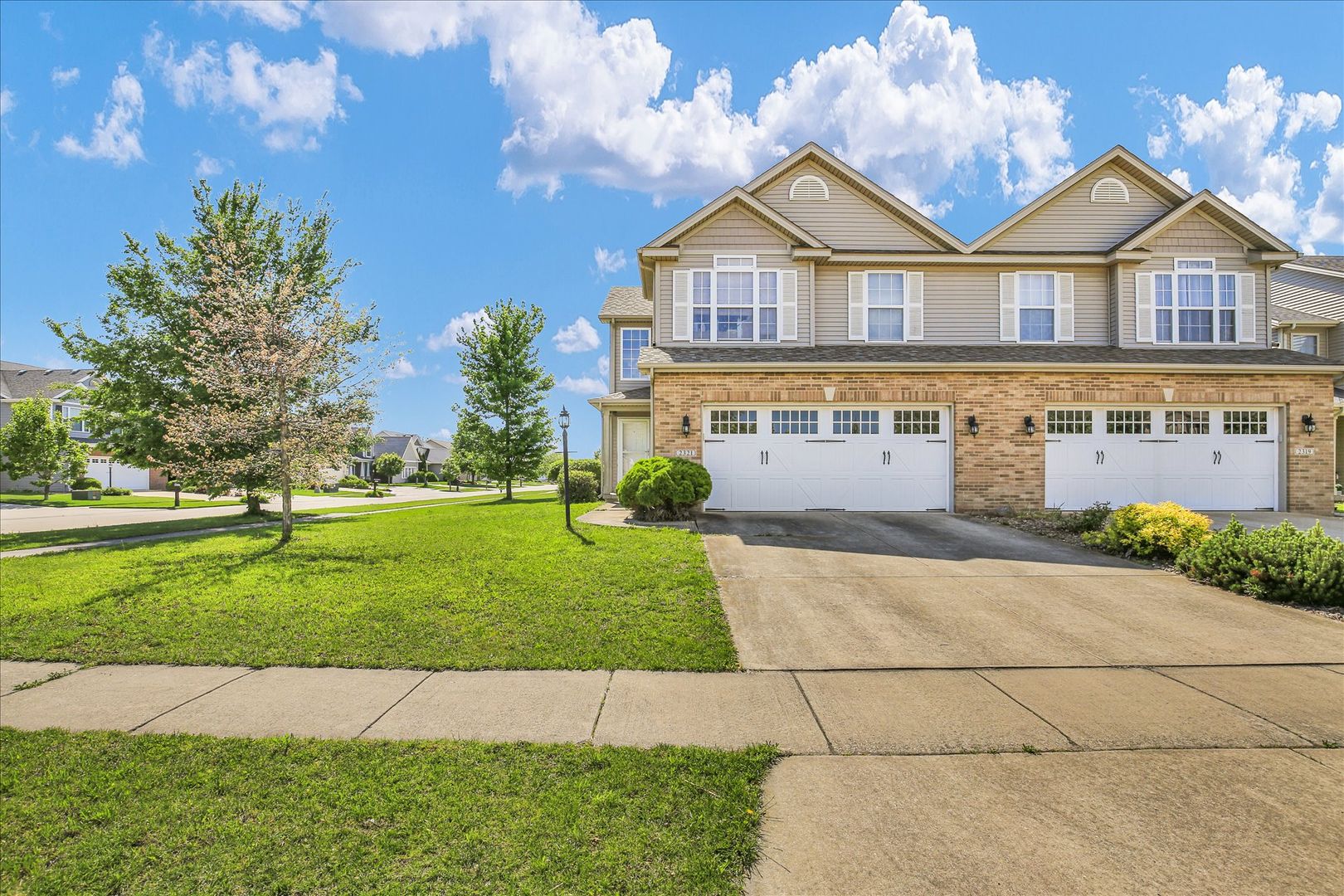 Champaign House: 2321 Blanche Ln
