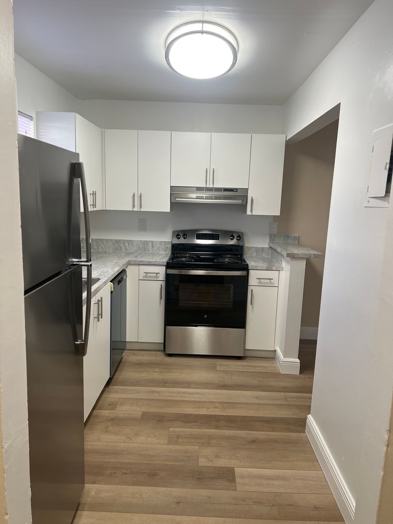 Margate Apartment: 280 SW 56 Terrace