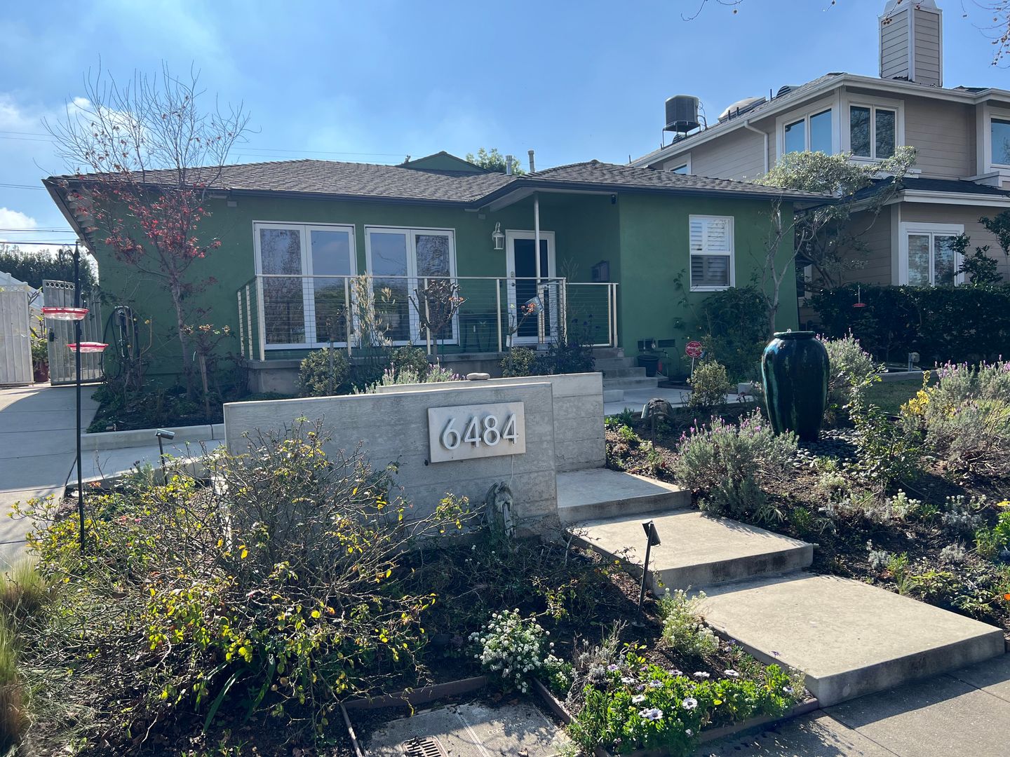 Los Angeles House: 6484 Wynkoop Avenue