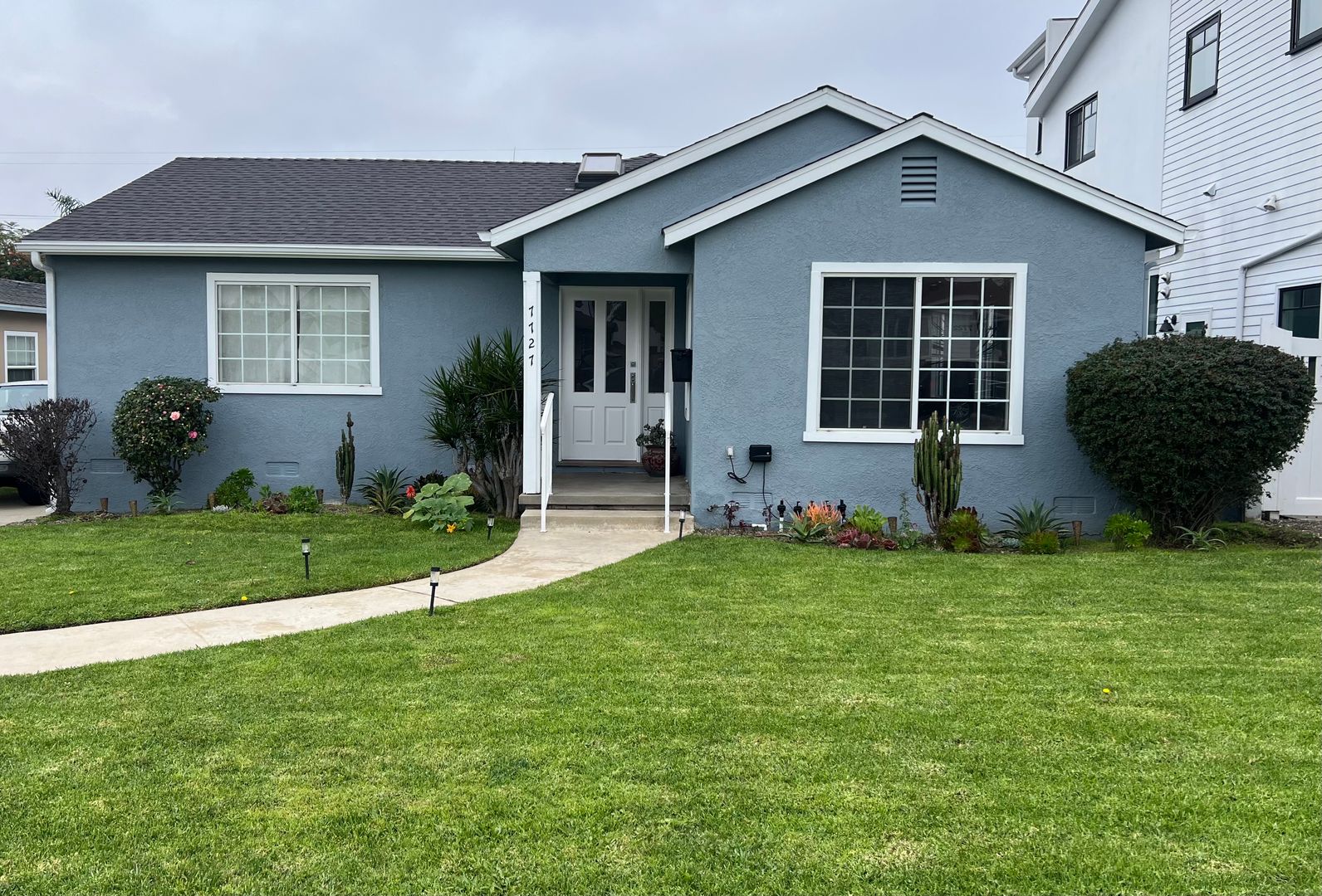 Los Angeles House: 7727 Westlawn Avenue