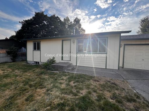 3 bed house at end of culdesac