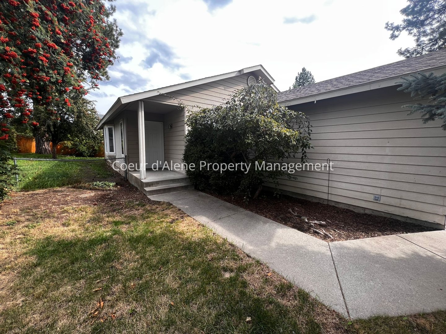 Coeur d'Alene House: 3290 N 11th St