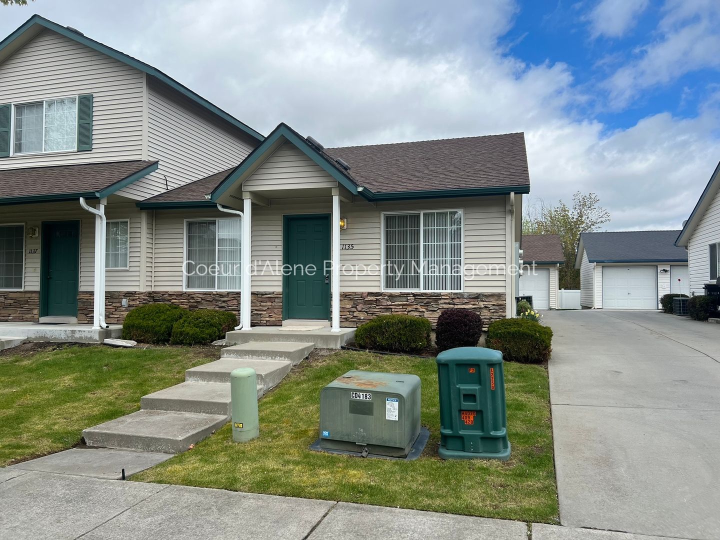 Coeur d'Alene Apartment: 1135/1137/1139 W Sumac