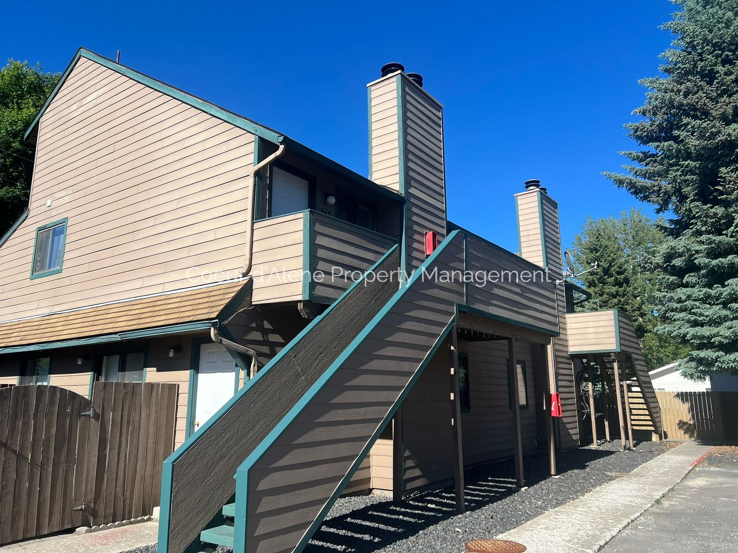 Hayden Condo: 147 Willow Tree Lane