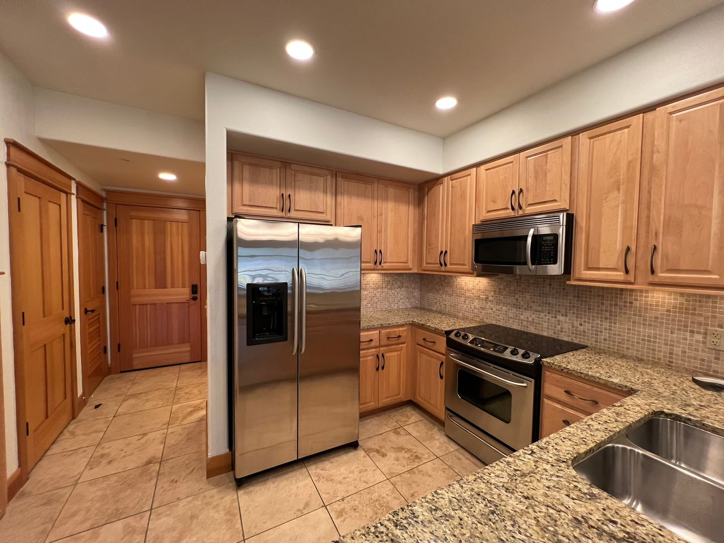 Coeur d'Alene Condo: 2151 N Main St #221