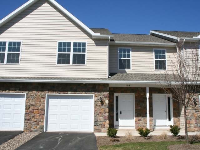 Boalsburg Apartment: 801-857 Jacks Mill Drive