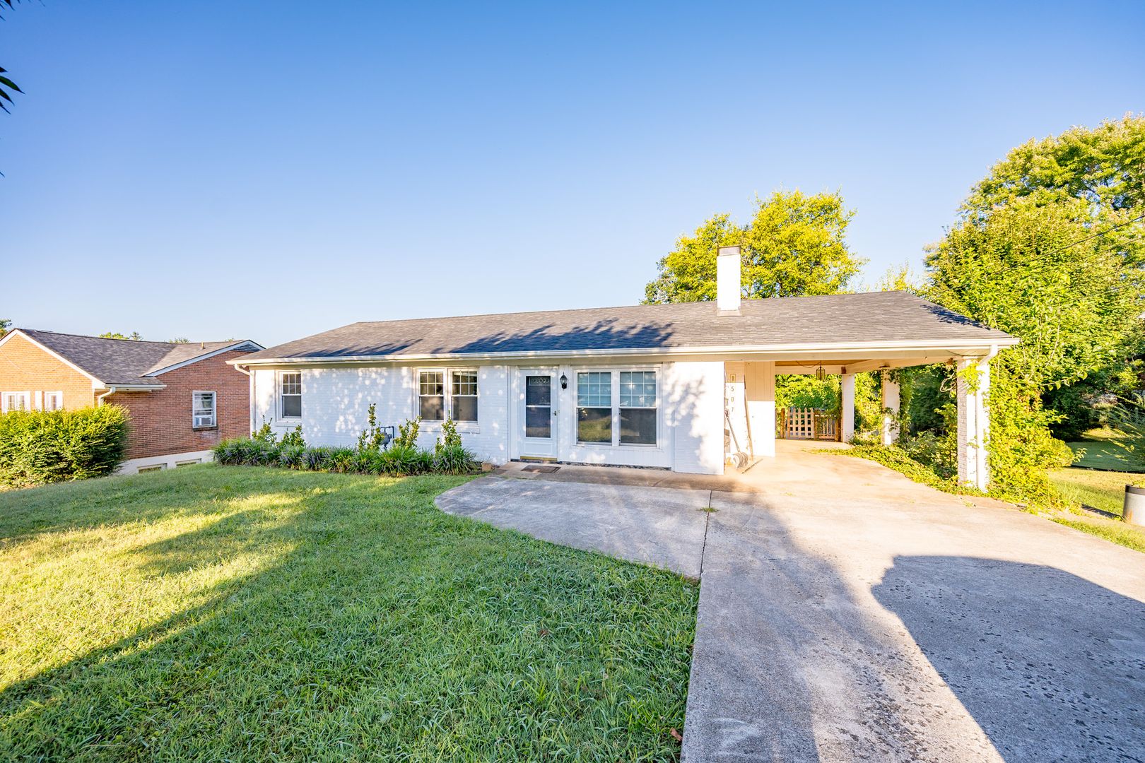 Lynchburg Apartment: 1507 Sangloe Place