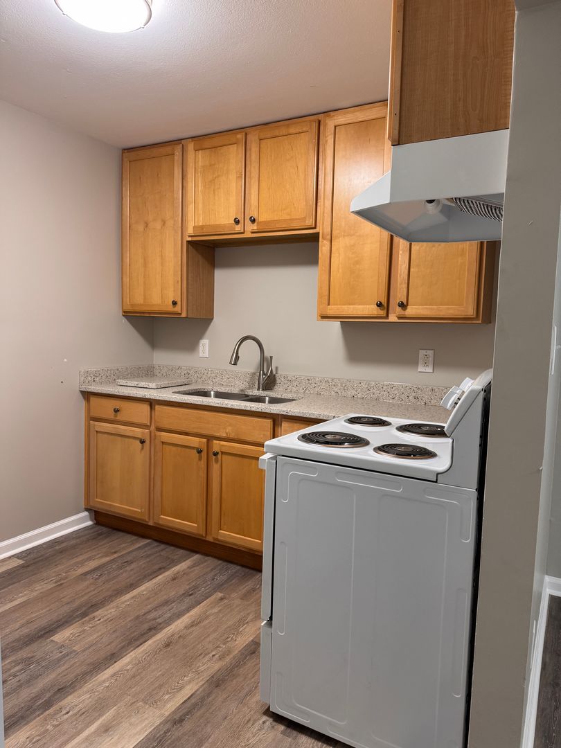 Lynchburg Apartment: 80 N. Princeton Circle