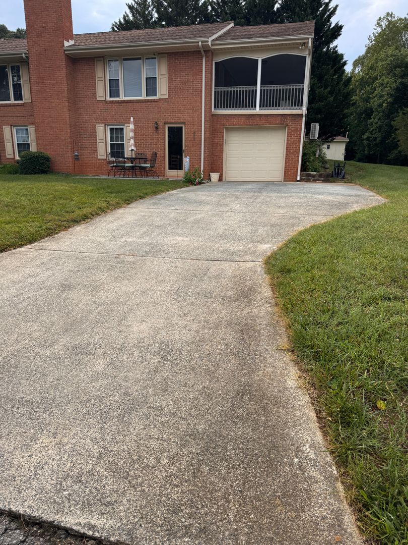 Madison Heights Apartment: 113 Prescott Place
