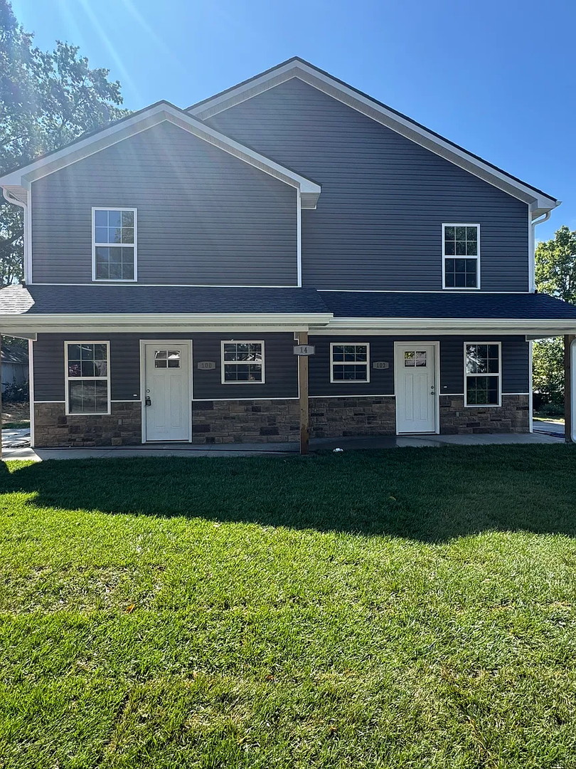 Columbia Apartment: 14 3rd Ave