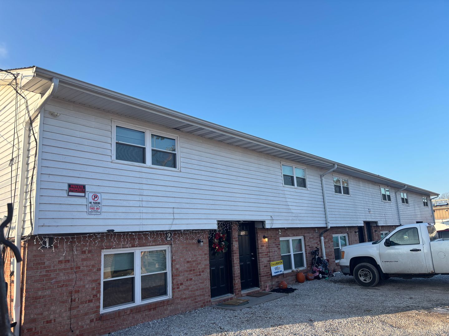 Columbia Apartment: 807 Washington Ave