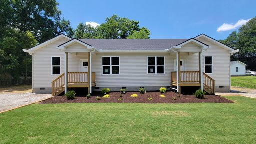 SEPTEMBER RENT SPECIAL! Brand New 3 Bed, 2 Bath Duplex Available Near Downtown Greenville – photo 1