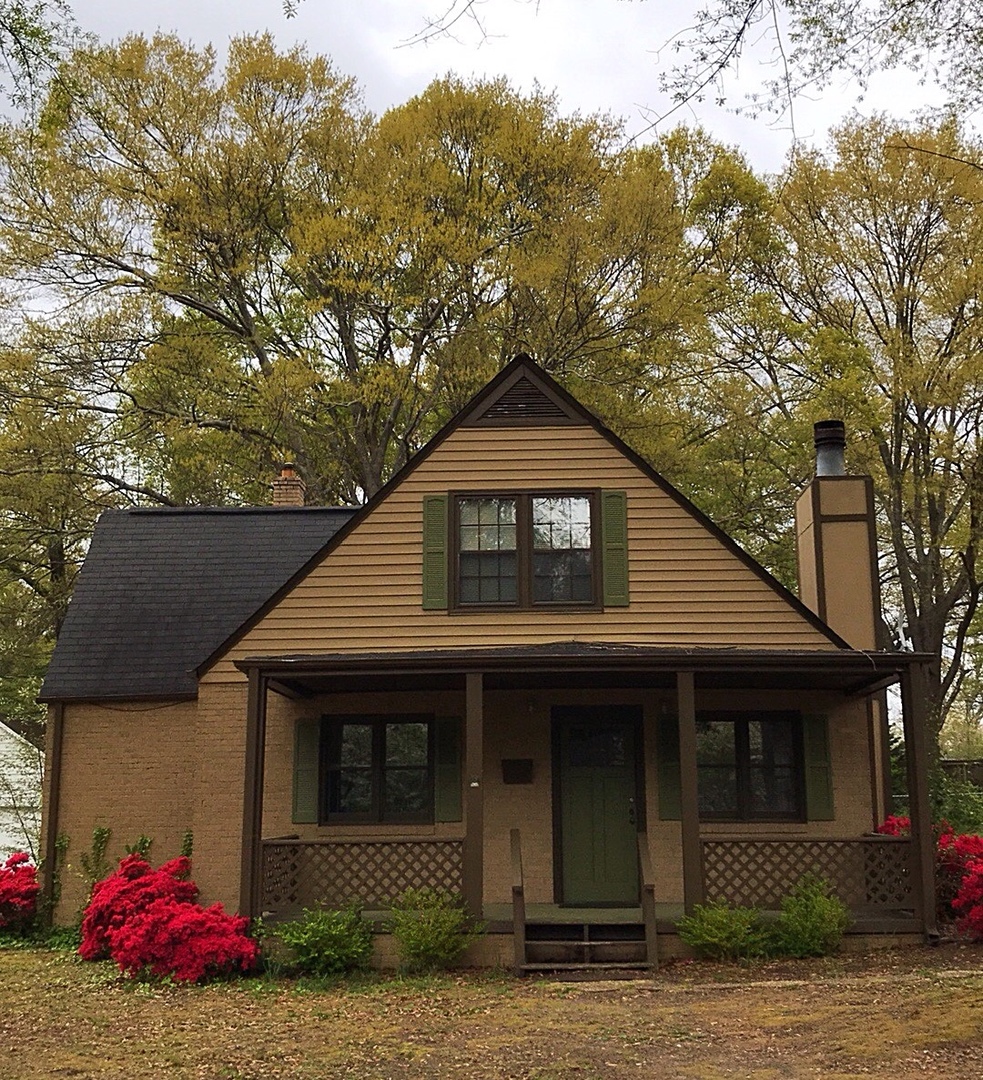 3 Bedroom, 2.5 Adorable Cottage Home in Gower Estates/Parkins Mill 