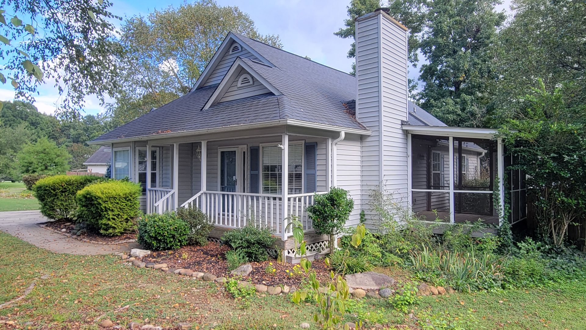 Simpsonville House: 7 Wooddale Ct