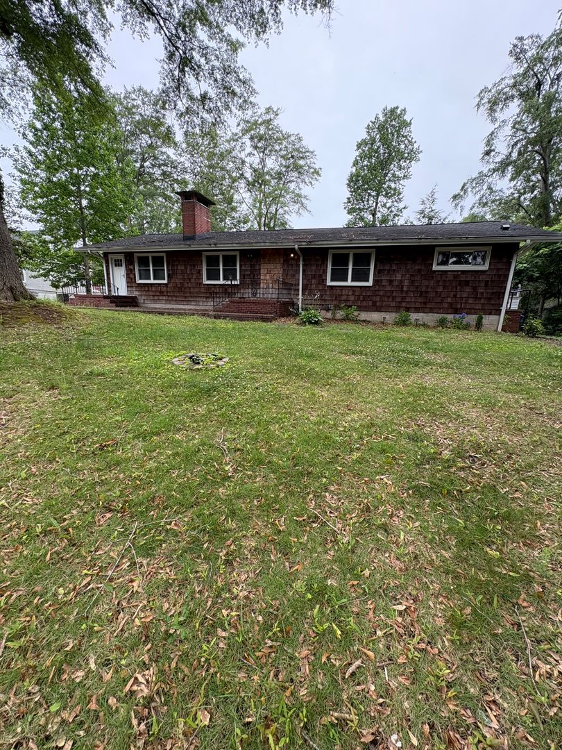 Spartanburg Apartment: 114 Brookside Road