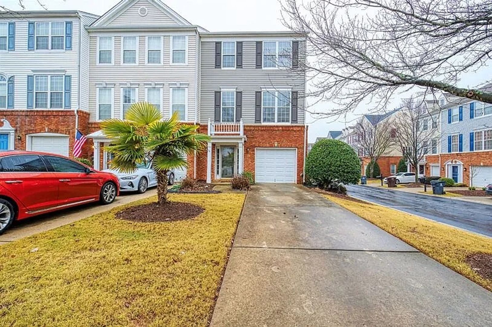 Greenville House: 11 Annacey Place