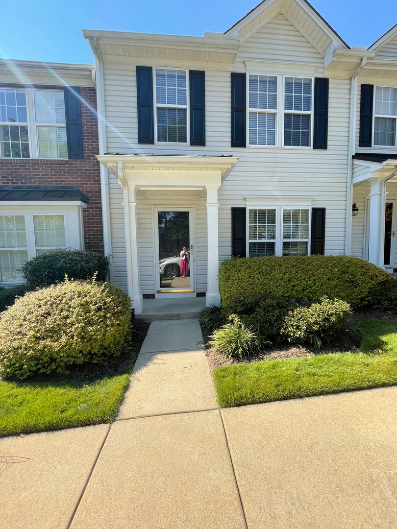 Mauldin Townhome: 306 Moonstone Drive