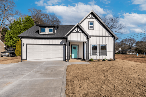 3 Bed, 2 Bath Home Available in Fountain Inn