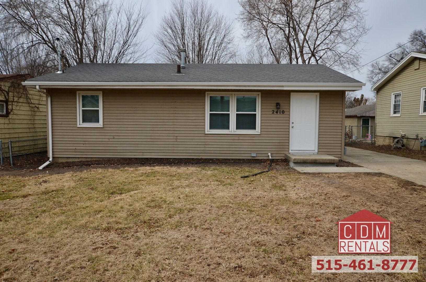 Des Moines House: 2410 E 38th Ct