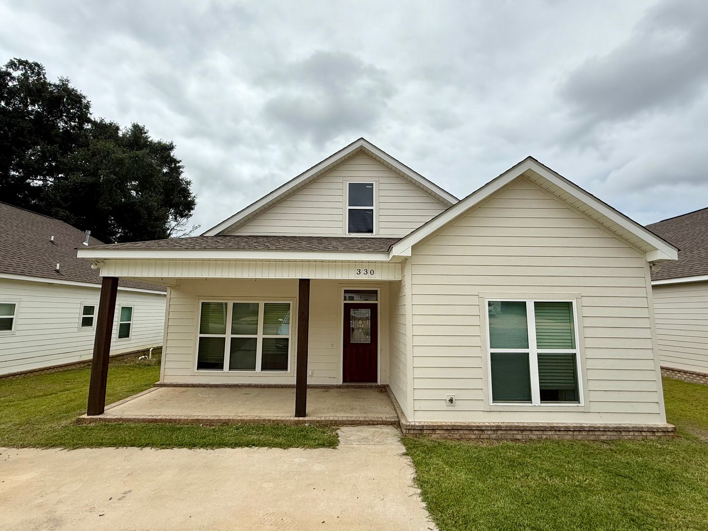 Troy House: 330 Orion St