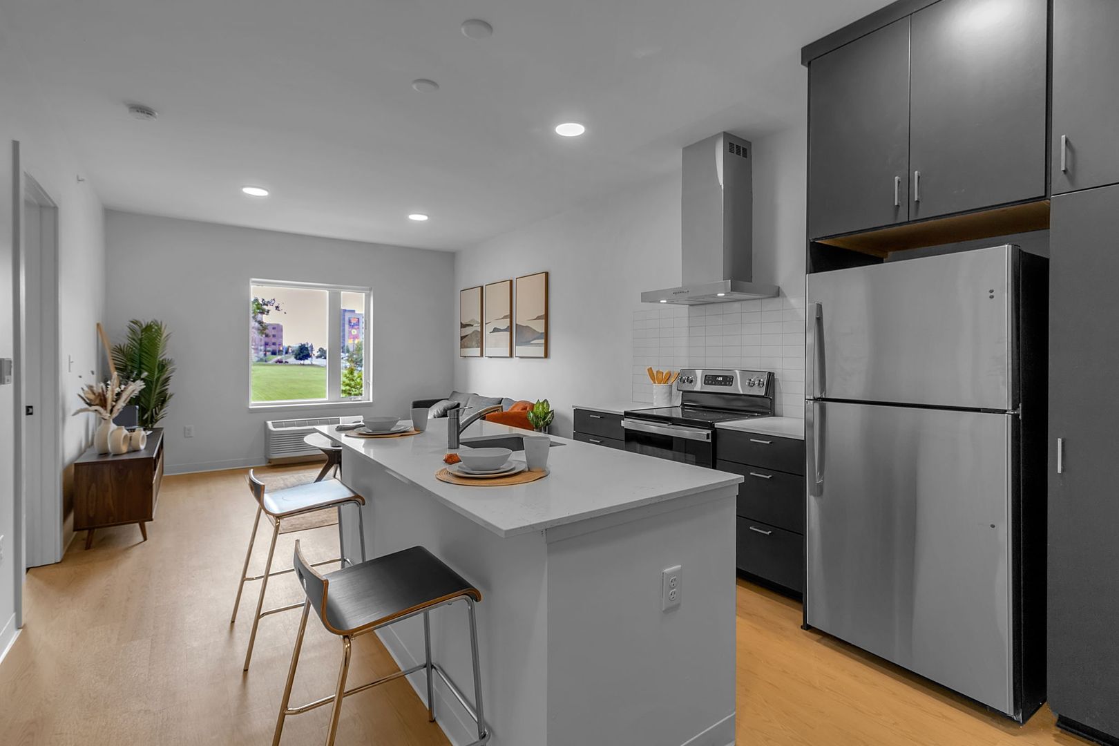 Buffalo Apartment: 1145 Michigan