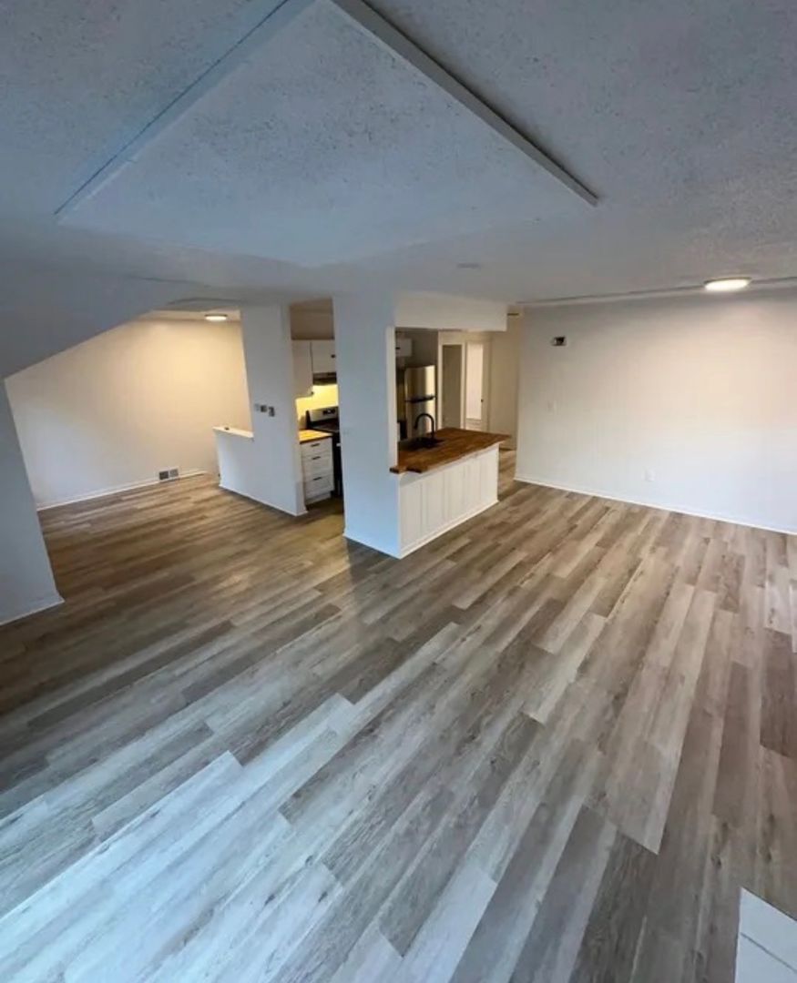 Amherst Apartment: 1608 Sweet Home Rd