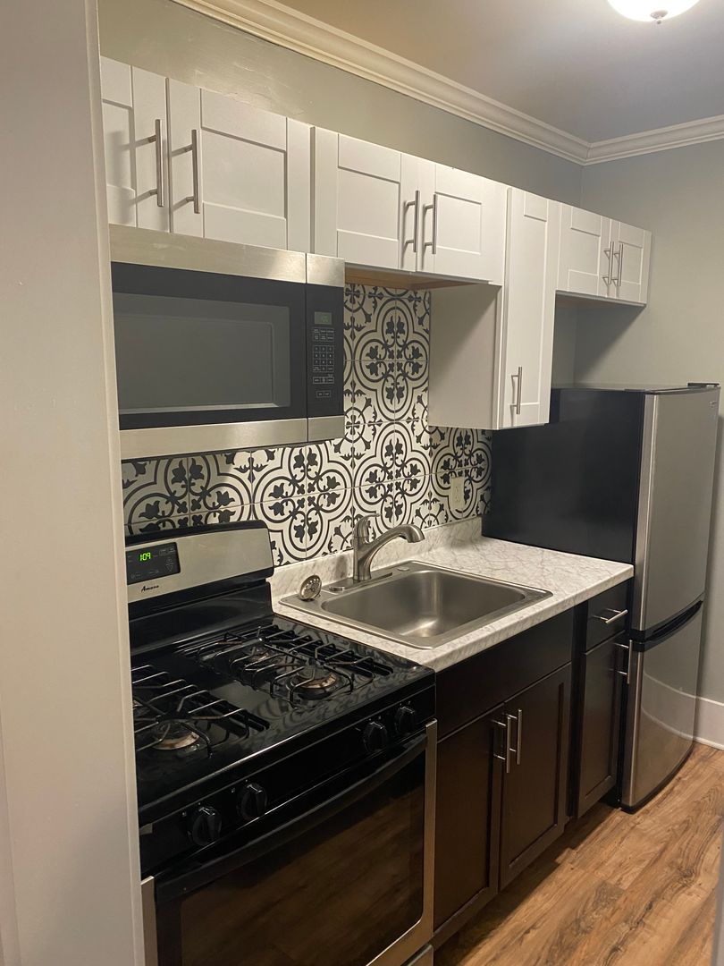 Rochester Apartment: 445 Post Avenue