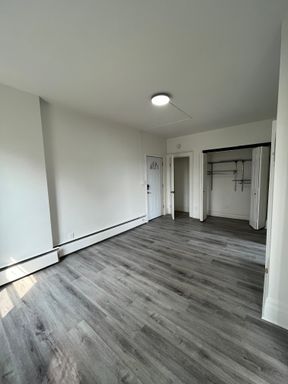Fully Renovated Allentown Apartment – photo 1