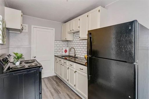 Affordable 1 Bedroom Duplex – photo 1