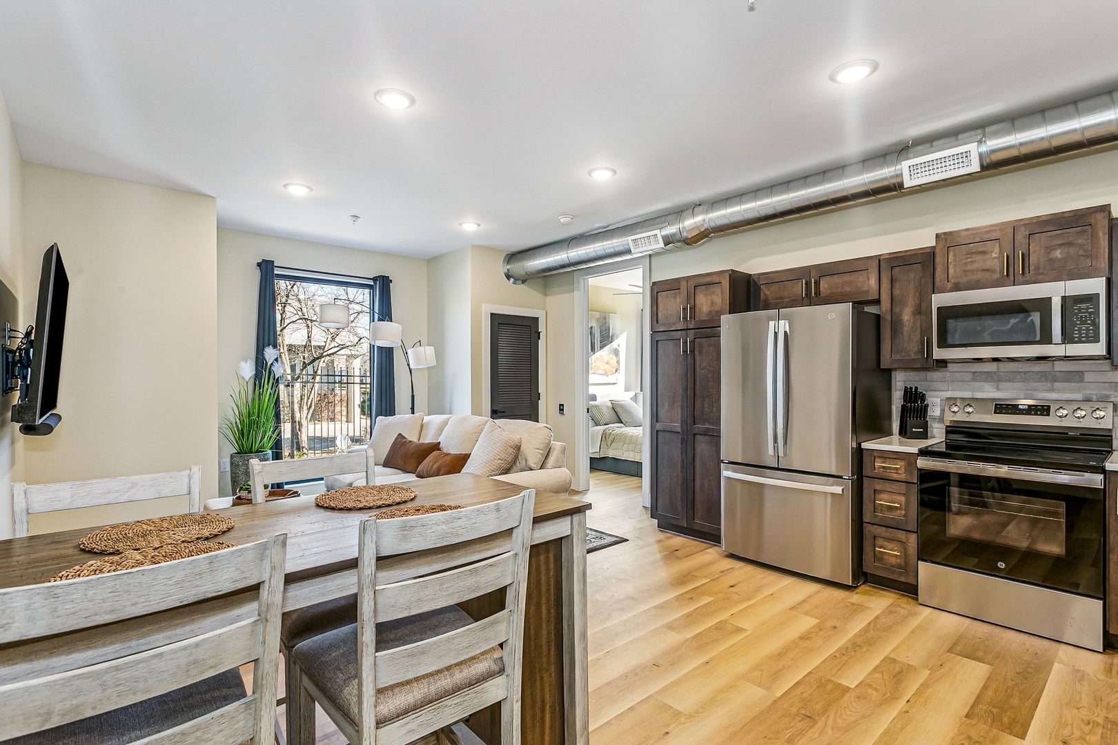 Wichita Apartment: 212 S Greenwood