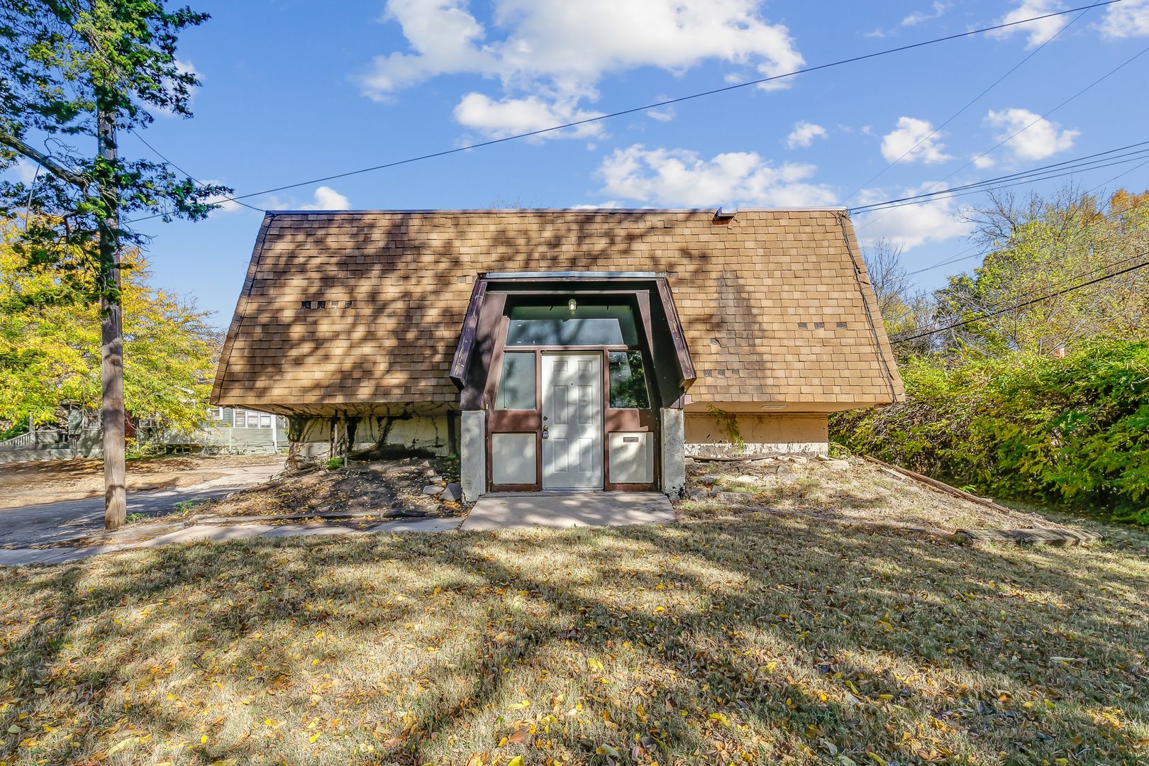 Wichita Apartment: 1632 N. Holyoke