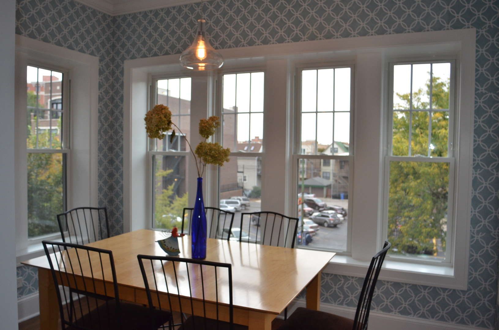 Chicago Apartment: 735 W. Belmont Ave. Unit 3-F