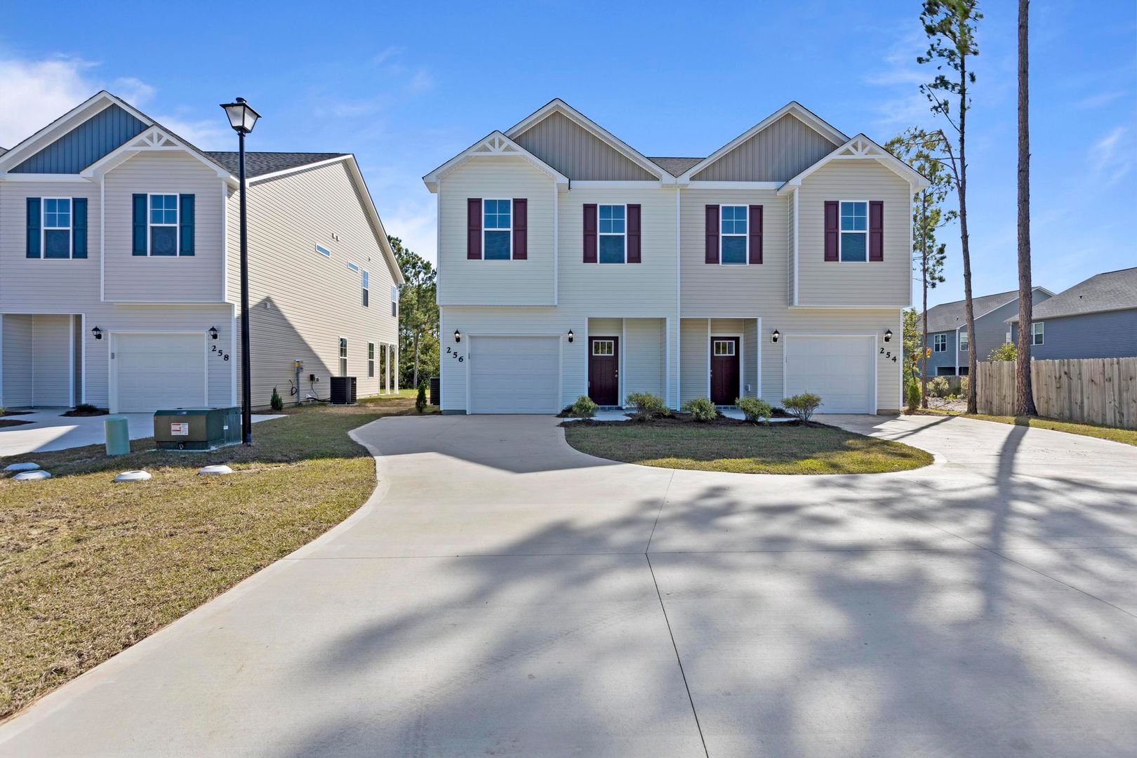 Holly Ridge Townhome: 256 Currituck Drive