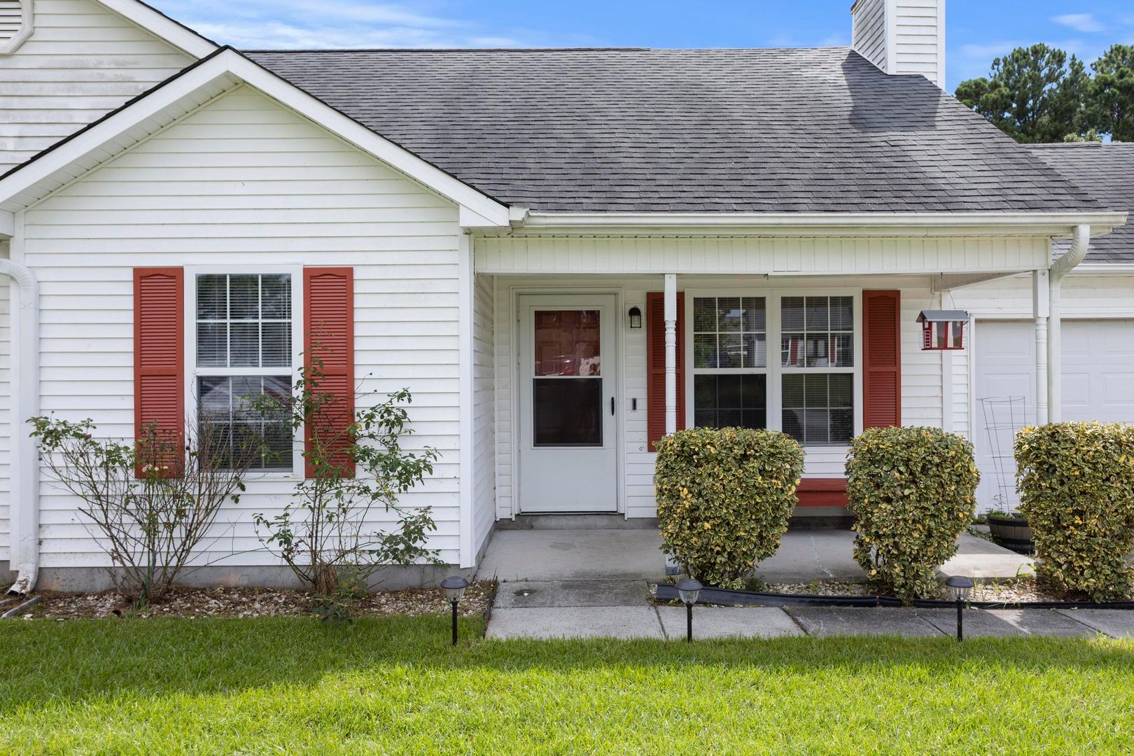 Jacksonville House: 352 Palamino Trail