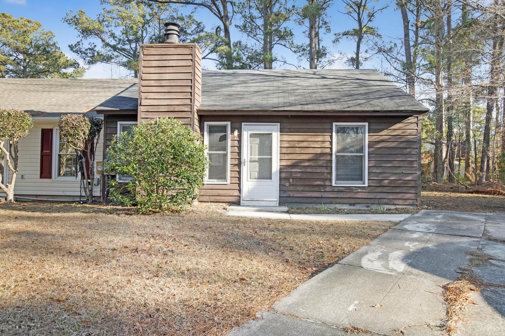 Jacksonville Townhome: 205 Corey Court