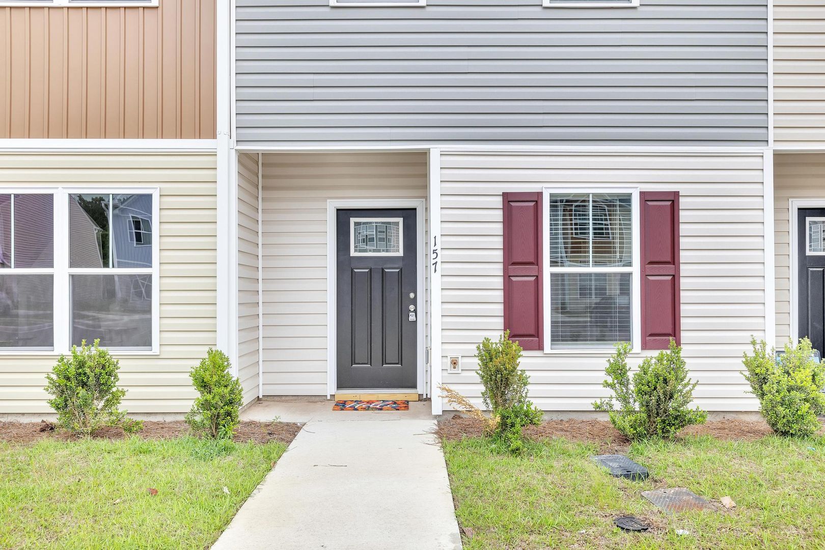 Holly Ridge Townhome: 157 Buckhorn Avenue