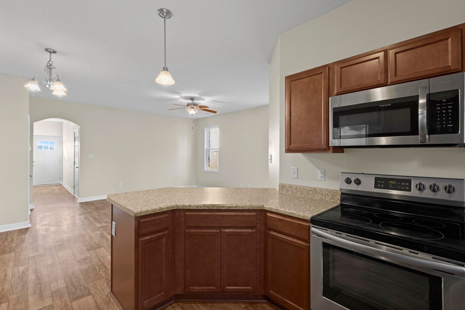 389 Frisco Way 4 of 12