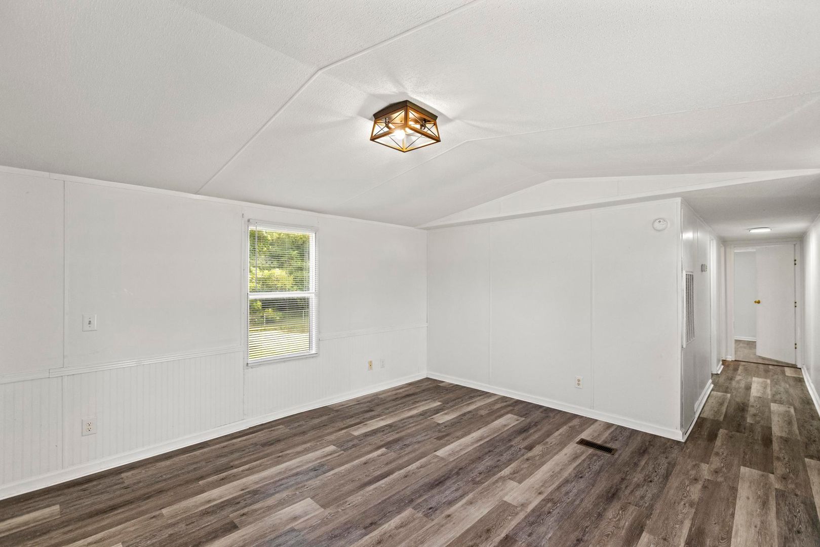 185 Justice Road 5 6 of 12