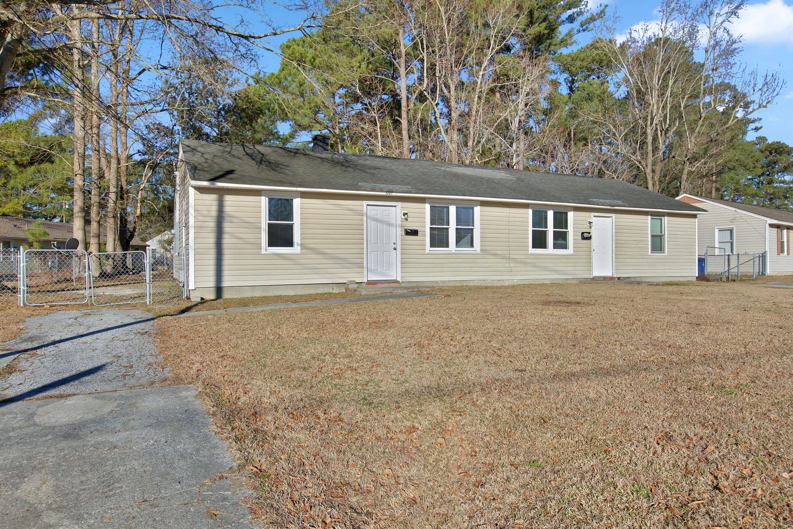 1201 Davis Street 17 of 20