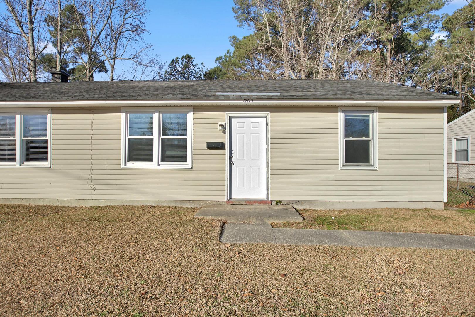 1201 Davis Street 19 of 20